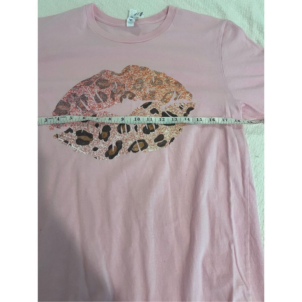 Bella Canvas pink leopard lip tee t-shirt large - Picture 6 of 8